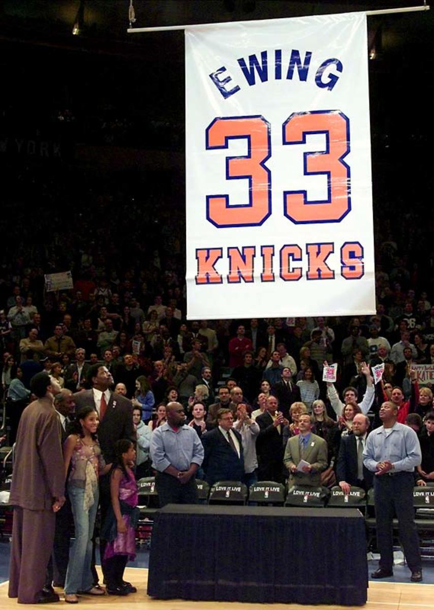 Knicks Retire Number