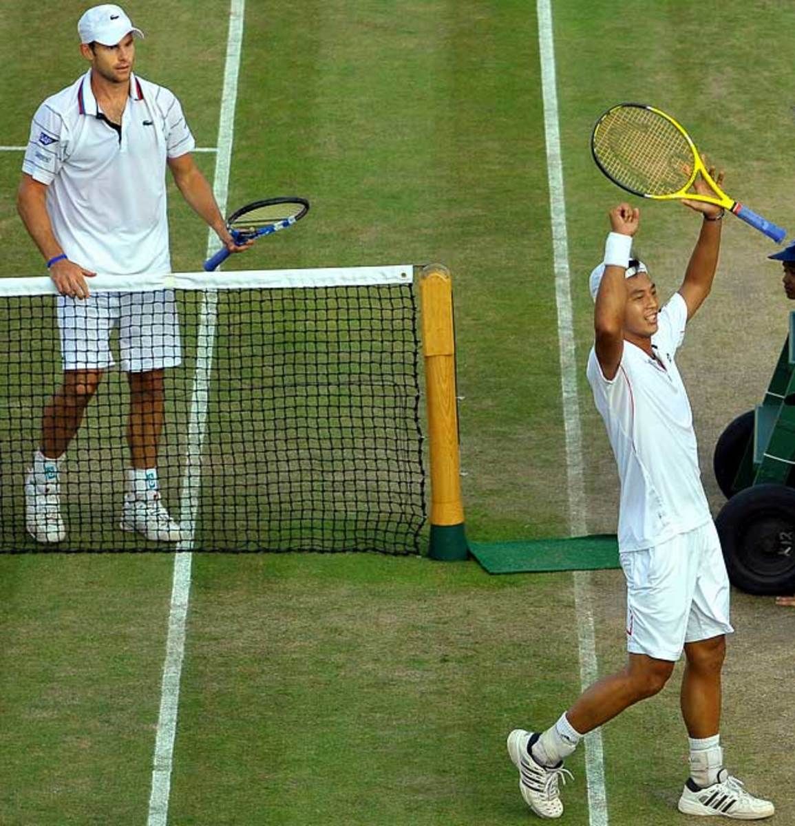 andy-roddick-yen-hsun-lu.jpg