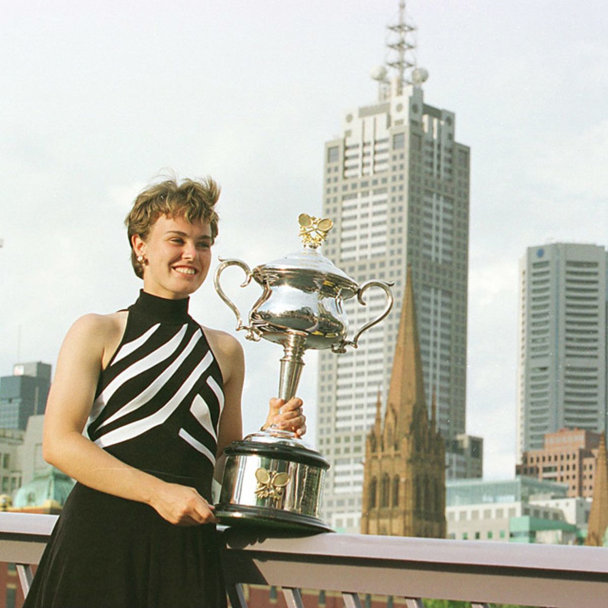 Hingis hits scene at 16