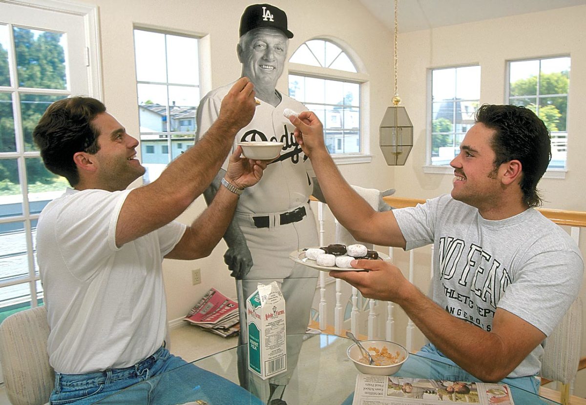 1993-Eric-Karros-Mike-Piazza-05134457.jpg