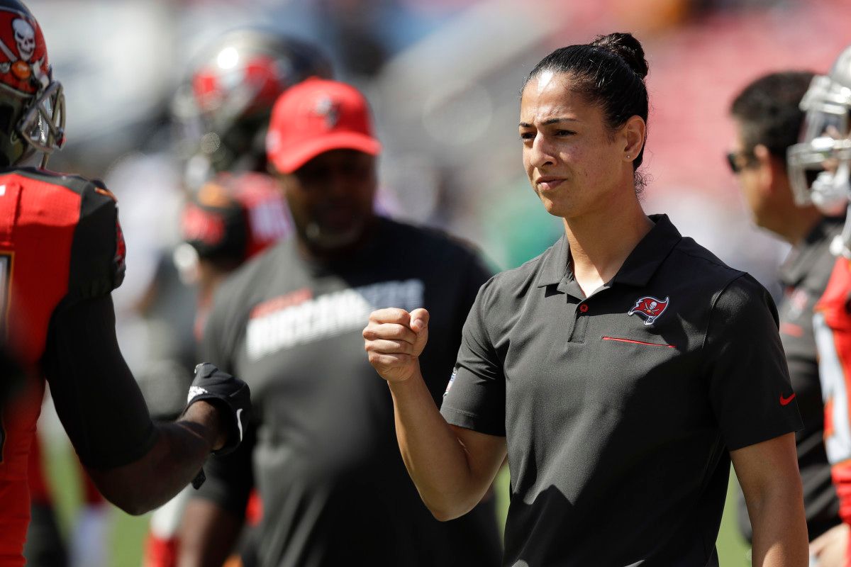 Bucs Coaches Smashing Gender Stereotypes Sports