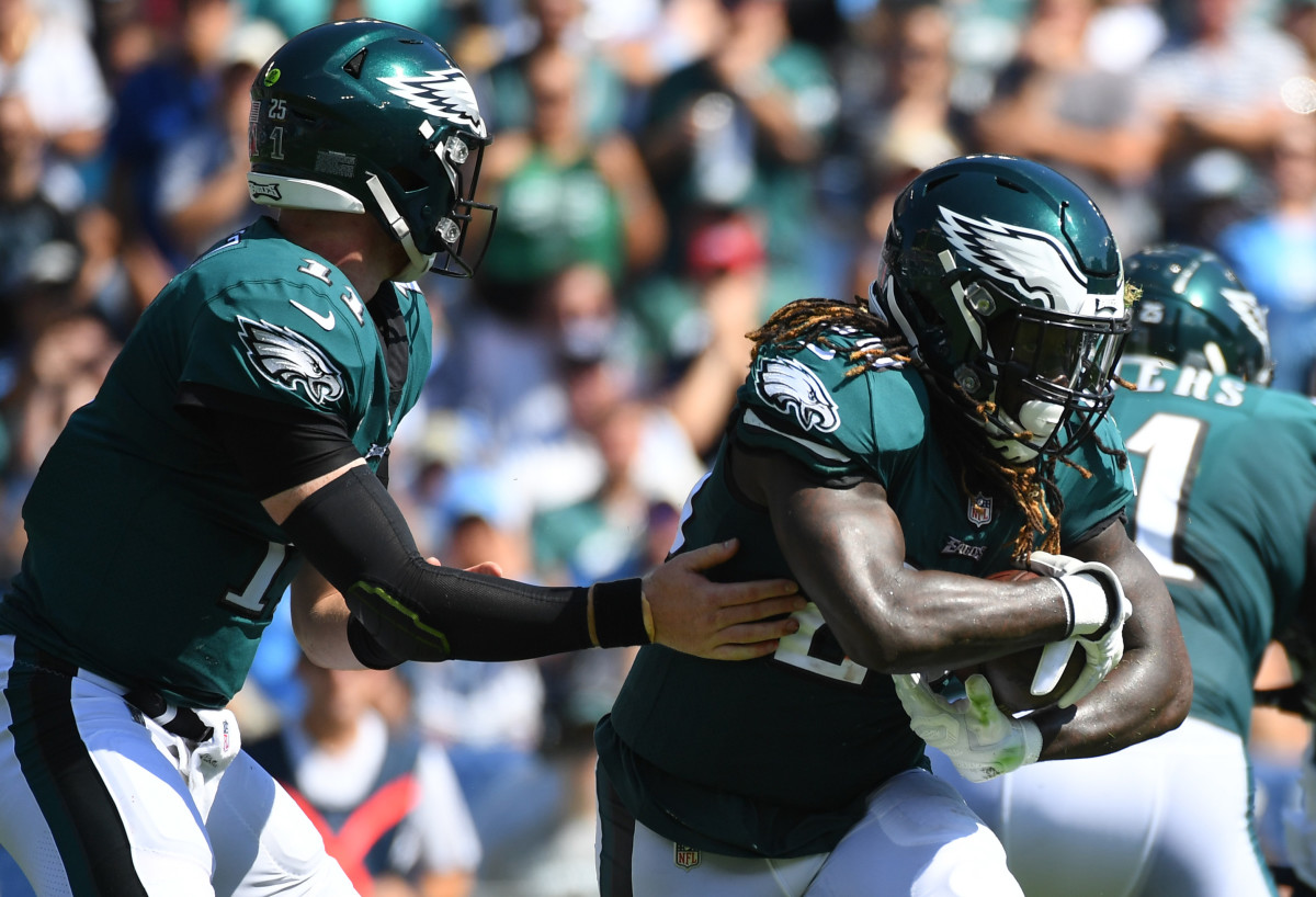 Running back Jay Ajayi is back with the Eagles after signing a deal on Friday after the team put Darren Sproles on IR