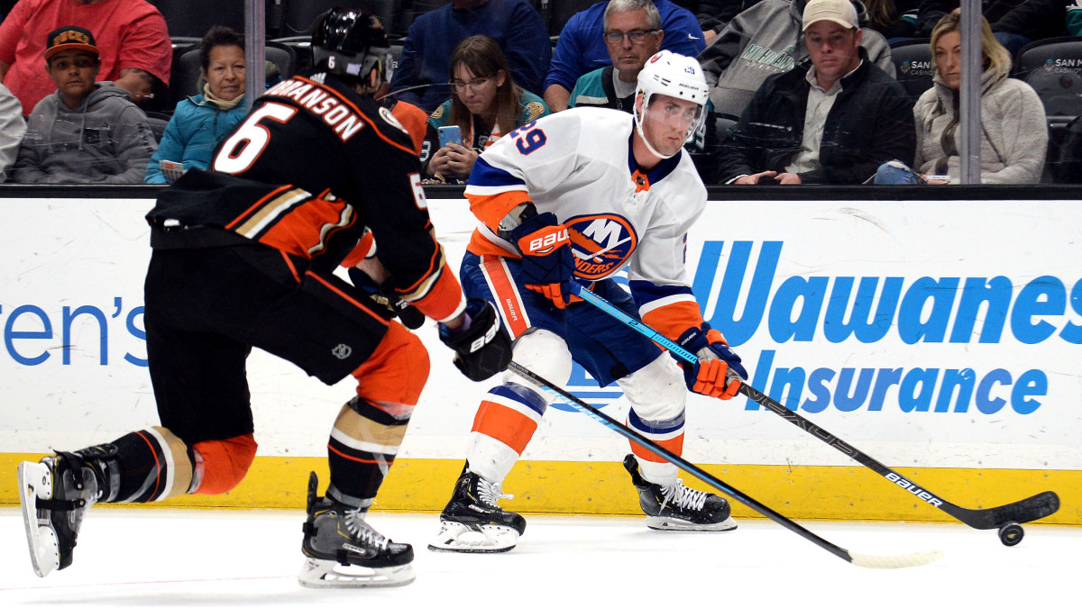 ducks-islanders-brock-nelson