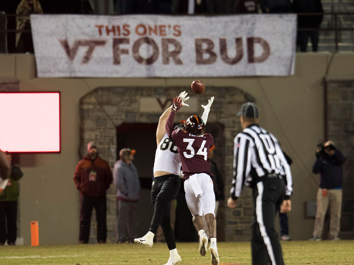Virginia Tech Bud Foster retires