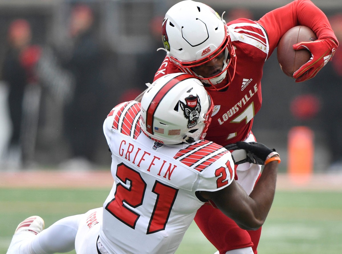 Stephen Griffin makes a tackle against Louisville in 2018
