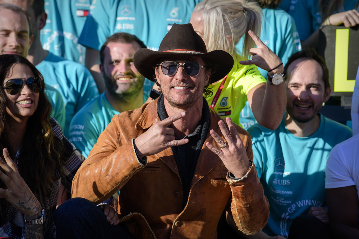 Texas Longhorns Watch Matthew McConaughey gives speech at Moody