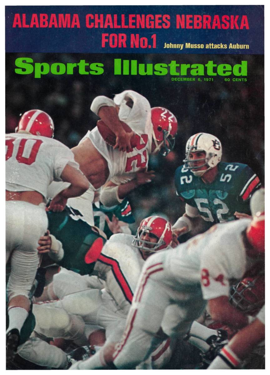 Johnny Musso cover of Sports Illustrated, Dec. 6, 1971
