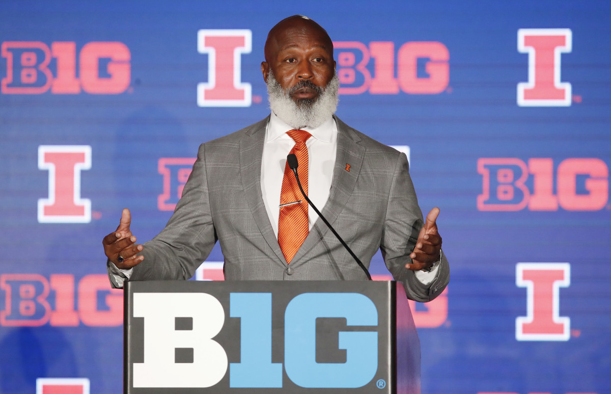 Illinois Fighting Illini head coach Lovie Smith speaks during the Big Ten Football Media Days event at Hilton Chicago.