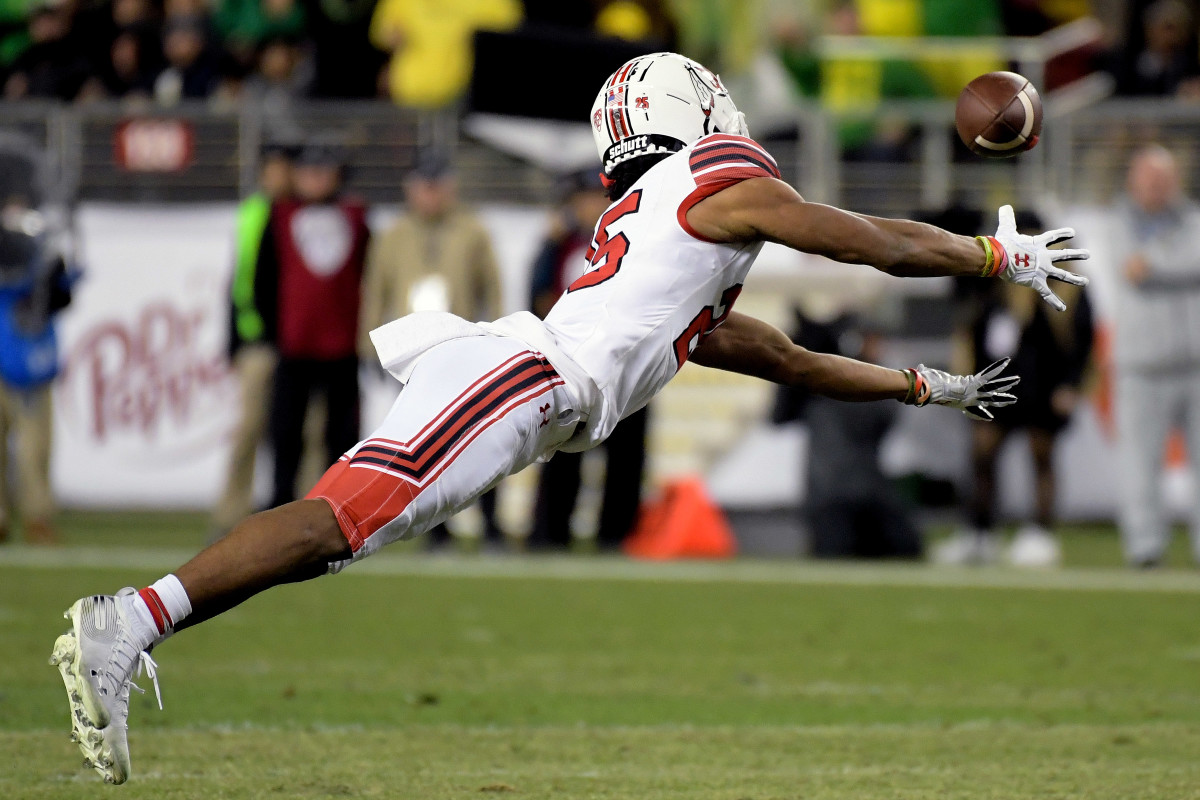 Dec 6, 2019; Santa Clara, CA, USA; Utah Utes wide receiver Jaylen Dixon (25) leaps for a pass against the Oregon Ducks during the first half of the Pac-12 Conference championship game at Levi's Stadium.