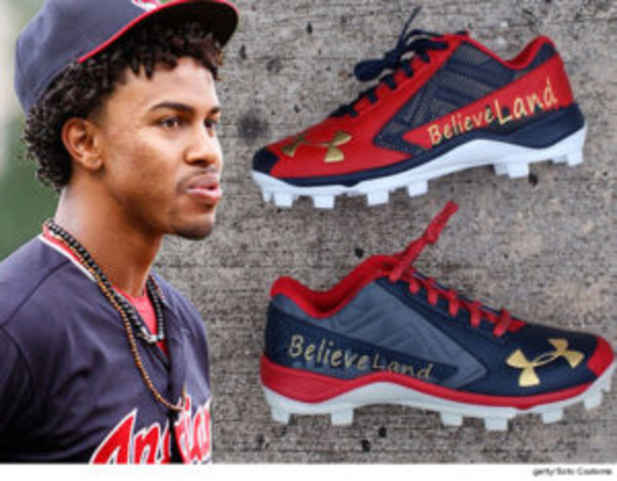 francisco lindor metal cleats