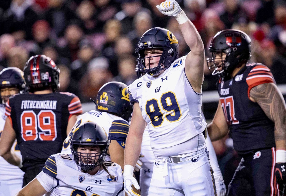 Cal linebacker Evan Weavers leads all of college football with 173 tackles.
