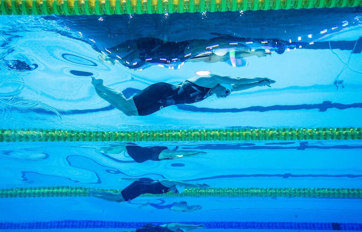 hosszu-swimming-lanes