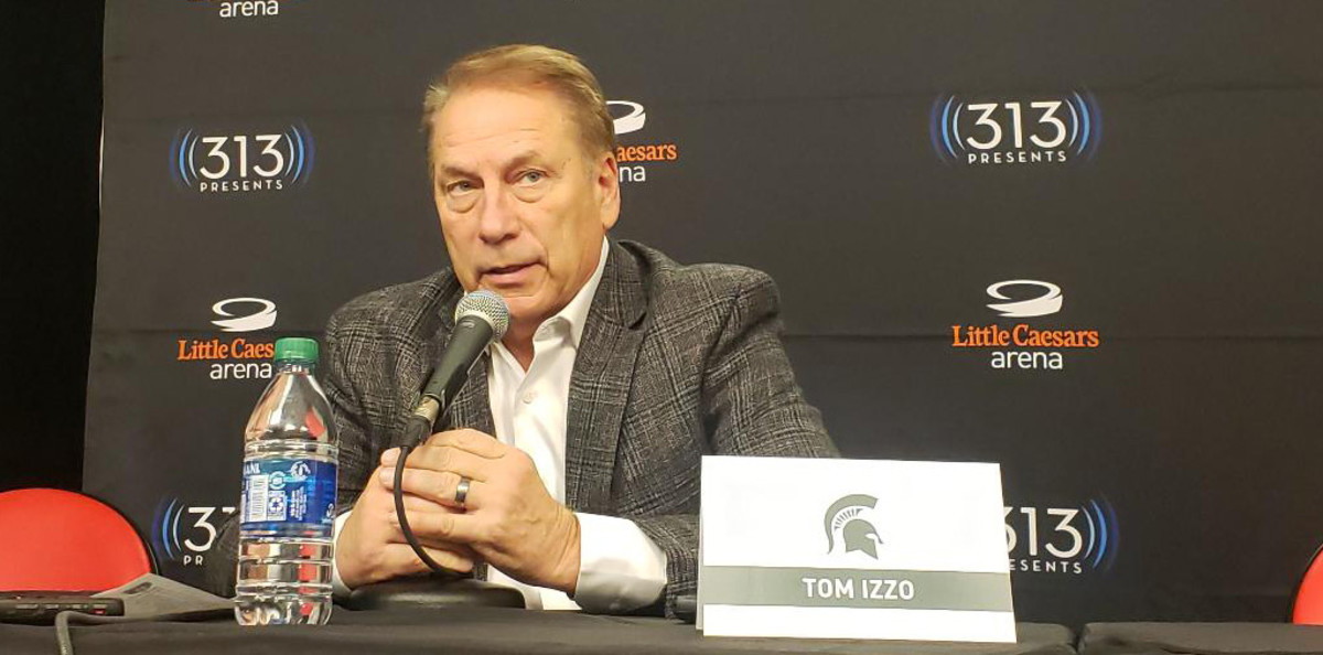 Tom Izzo #15 Michigan State Coach After Blowing Out Oakland 72-49