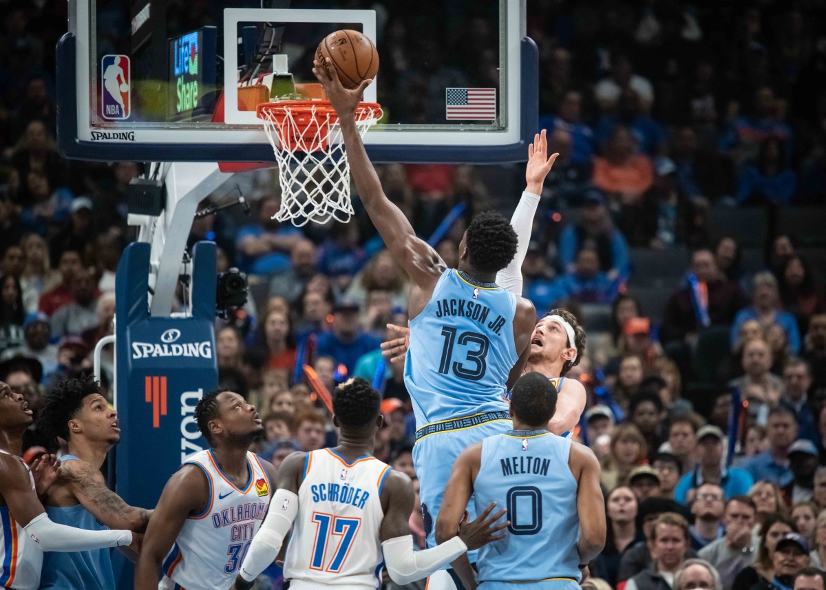 The Memphis Grizzlies defeated the Oklahoma City Thunder Thursday night wit...