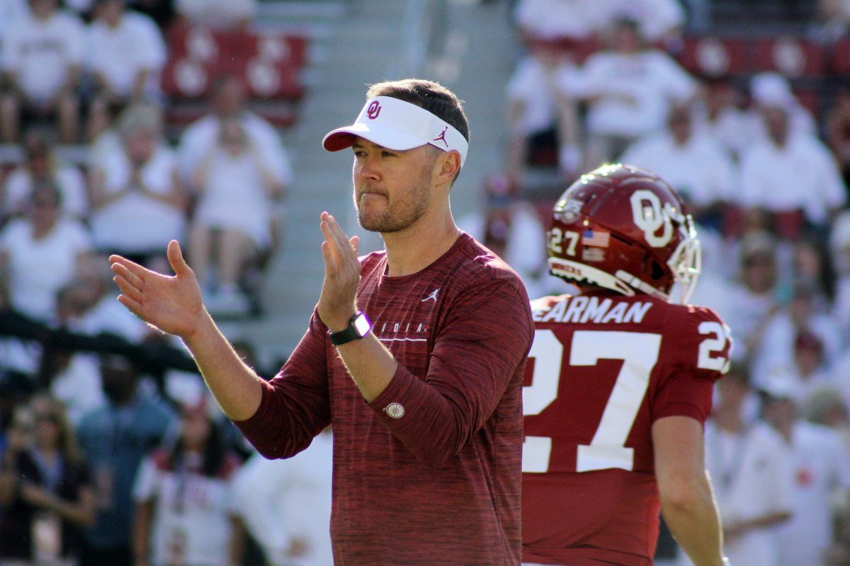 Oklahoma head coach Lincoln Riley. (Photo by Matthew Postins/College Football America Yearbook)