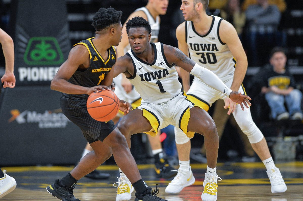 Toussaint Wins Big Ten Freshman Award Sports Illustrated