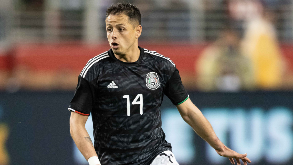 Chicharito, Carlos Vela discuss future of Mexican soccer - Los Angeles Times