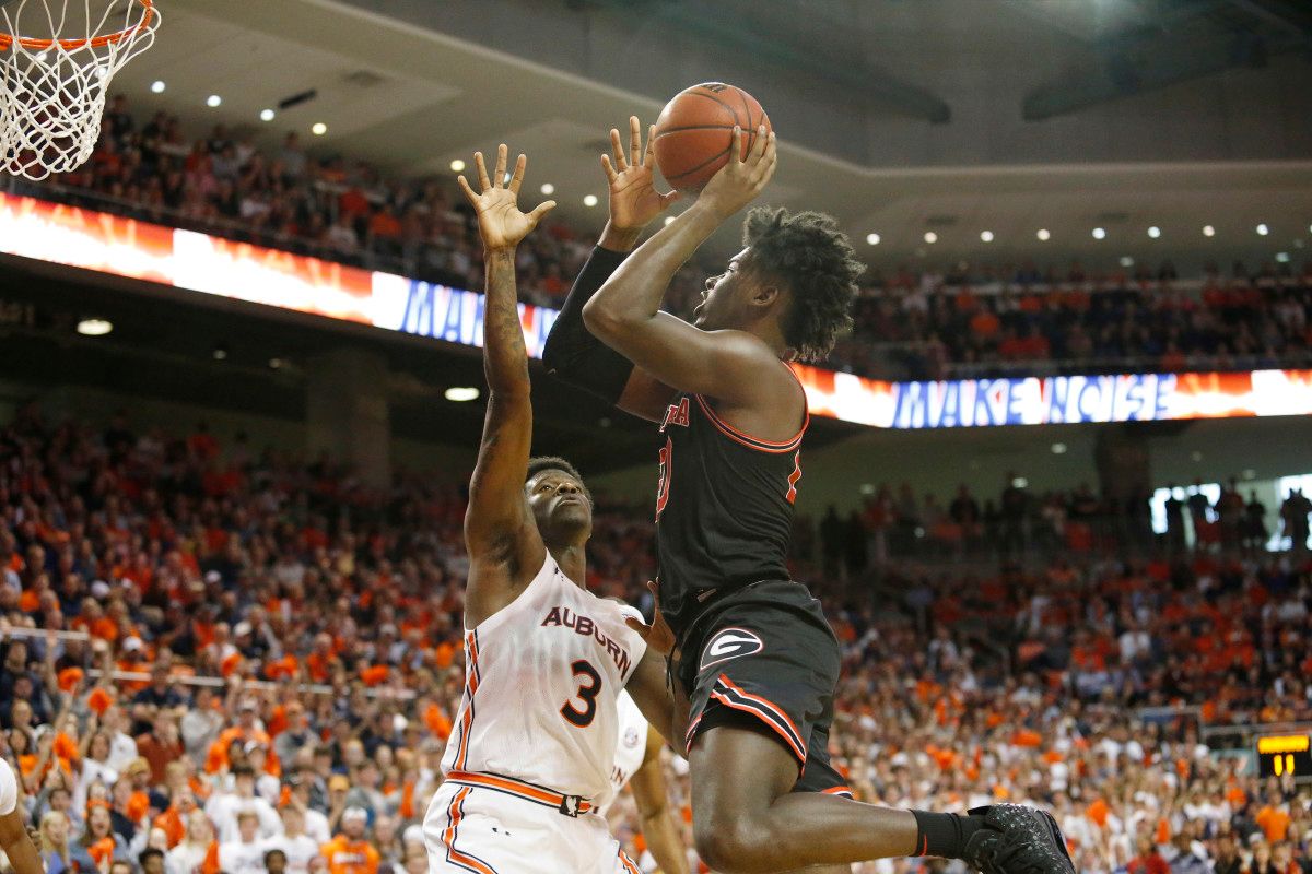 Junior forward, Rayshaun Hammonds