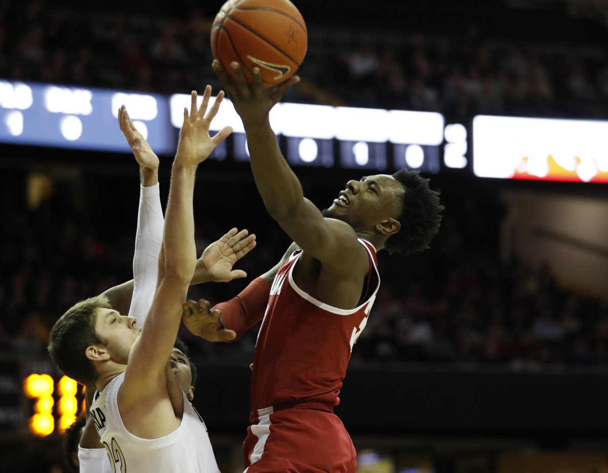 Alabama men's basketball gets rare win at Vanderbilt in 2019