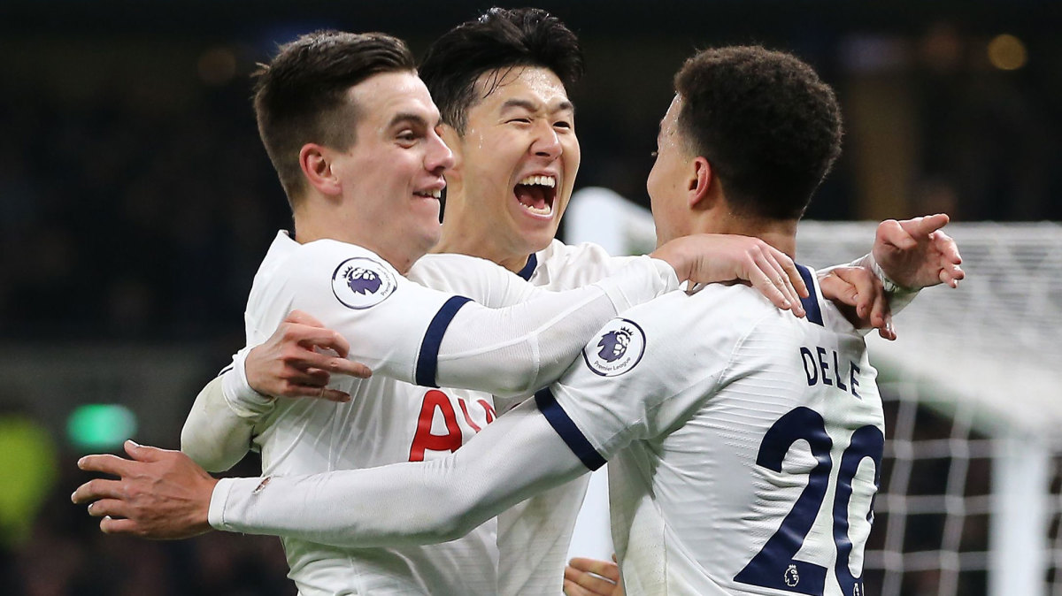 Son Heung-min scores Tottenham's winner vs. Norwich
