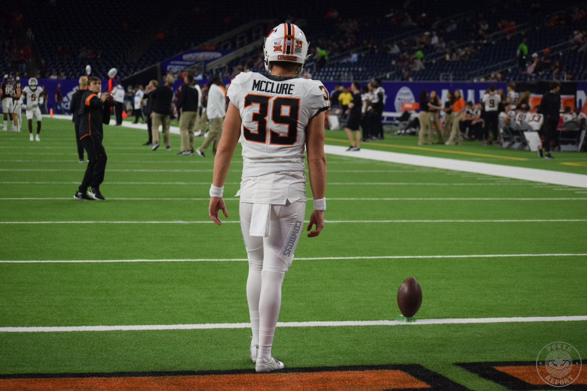 Jake McClure warms up for the 2019 Texas Bowl vs Texas A&M 
