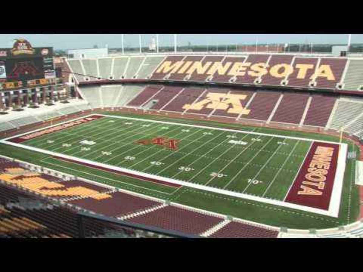 The Gophers will struggle in 2010 in what should be the last year for Brewster.