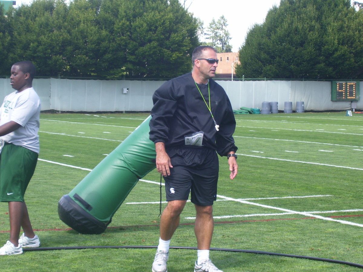 DC Pat Narduzzi's Defense is Ready for a Fight in 2009