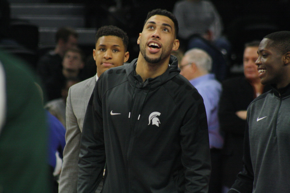 NO Matter What You Are Doing, You MUST Watch This VIDEO NOW Denzel Valentine Delivers