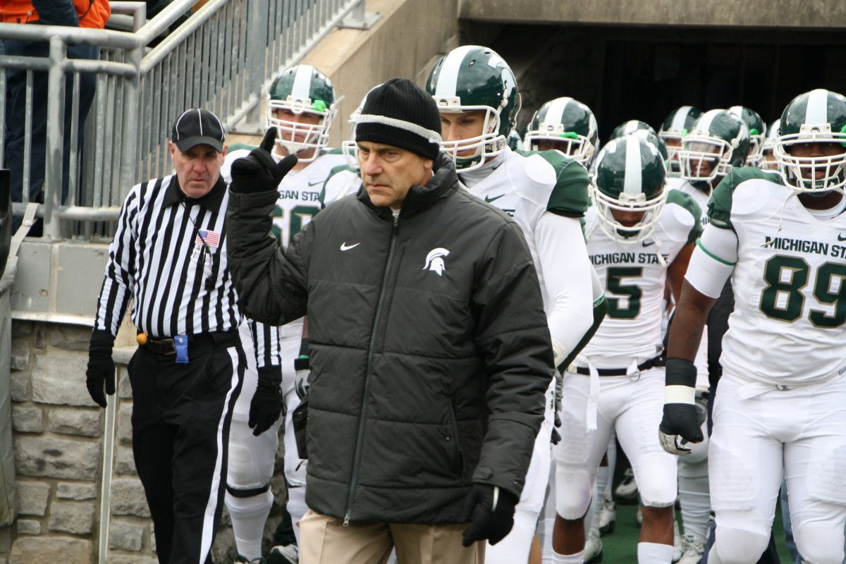 Mark Dantonio has his Spartans of one mind.  Photo courtesy of Mark Boomgaard.