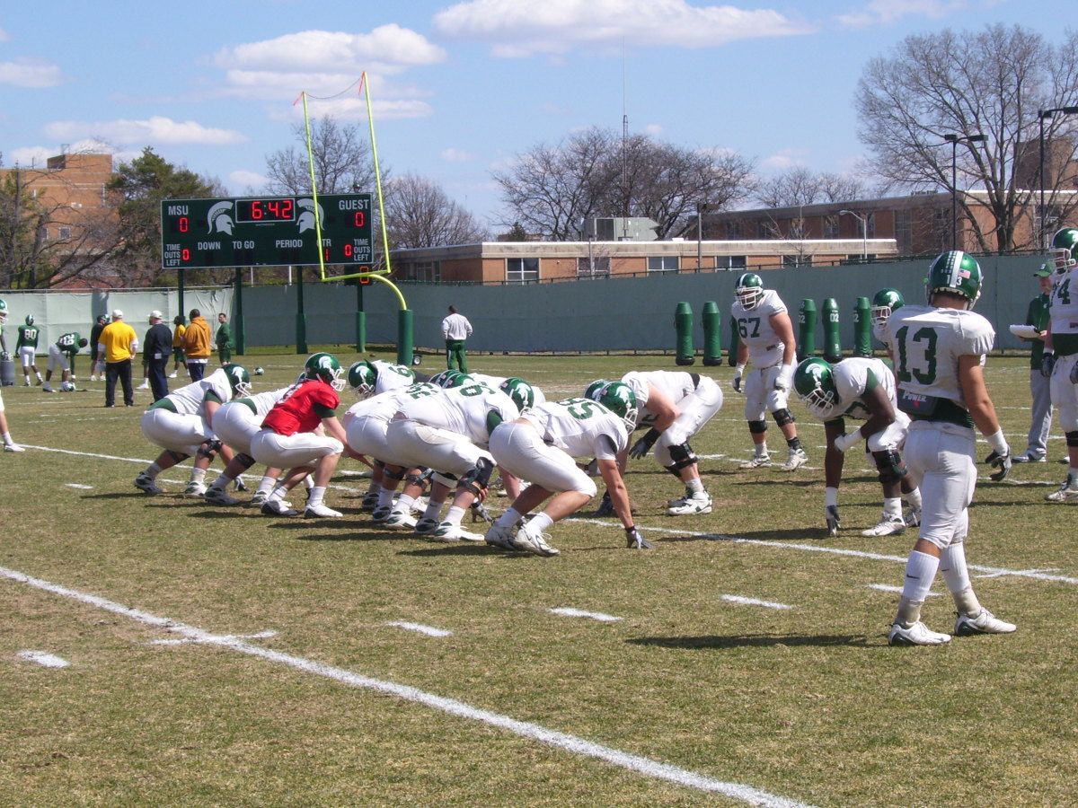 football spring2 us 001