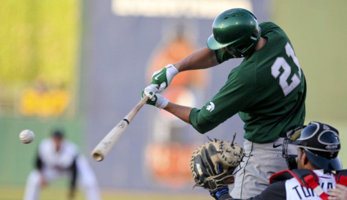 Spartans rally in the ninth inning. Photo courtesy of MSU SID.