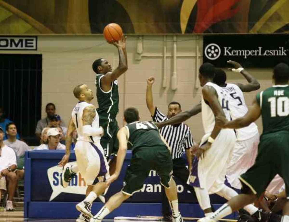 Kalin Lucas is playing the best basketball of his career here in Maui and the Spartan Nation has a lot to be excited about. Photo courtesy of Bill Marklevits.