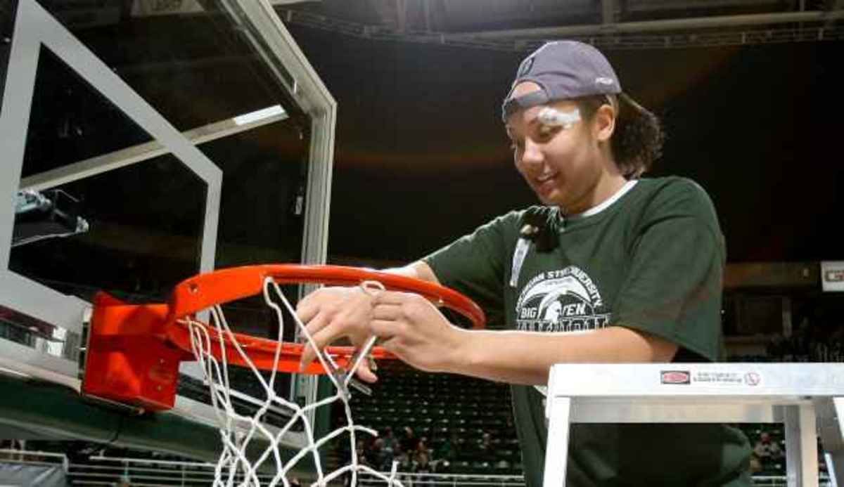 Keane becomes first Spartan to be named Big Ten Player of the Year. Photo courtesy of MSU SID.
