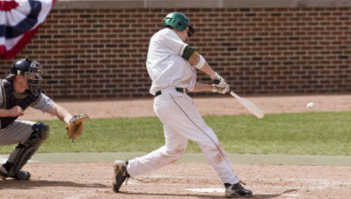 Spartans snap losing skid with 17-hit performance. Photo courtesy of MSU SID.