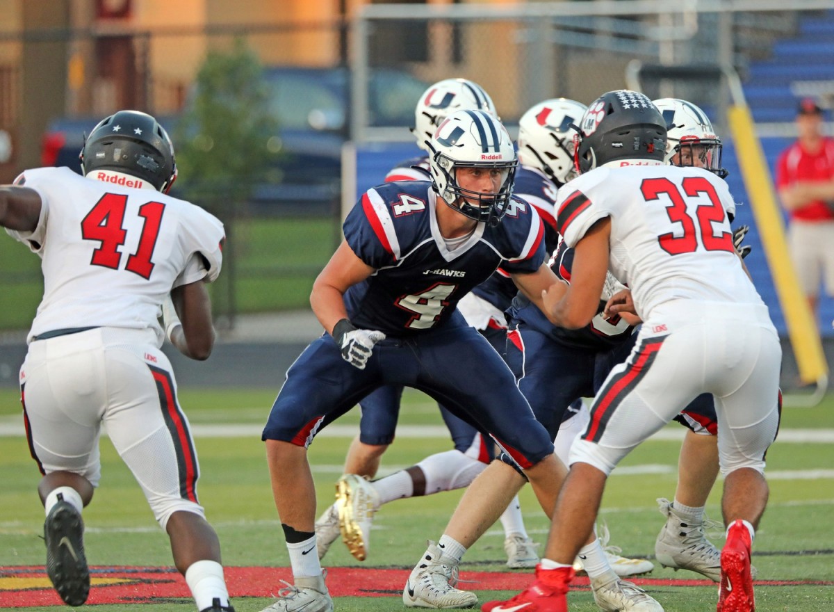 Urbandale High School's Max Llewellyn (4), who has verbal committed to Iowa, is a Sports Illustrated All-American candidate. (Lee Navin/Des Moines Register-Imagn Content Services)