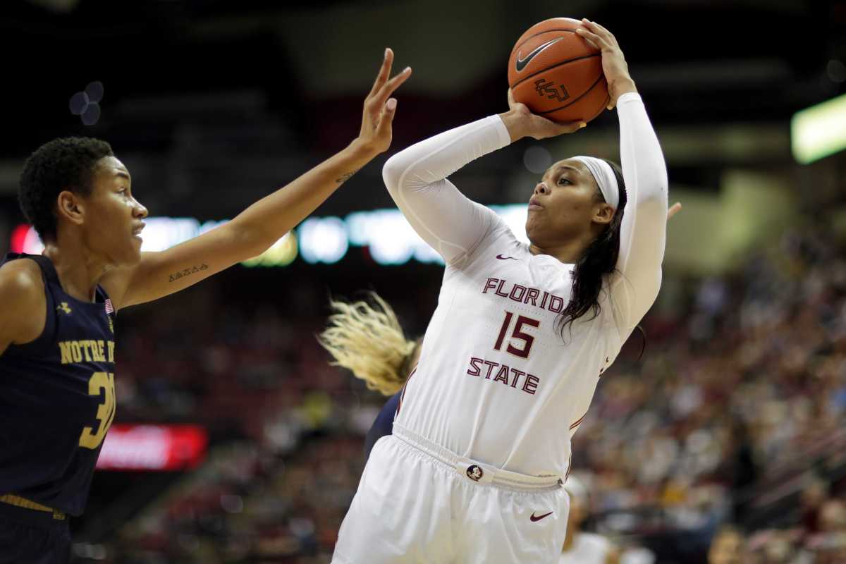 Kiah Gillespie shoots