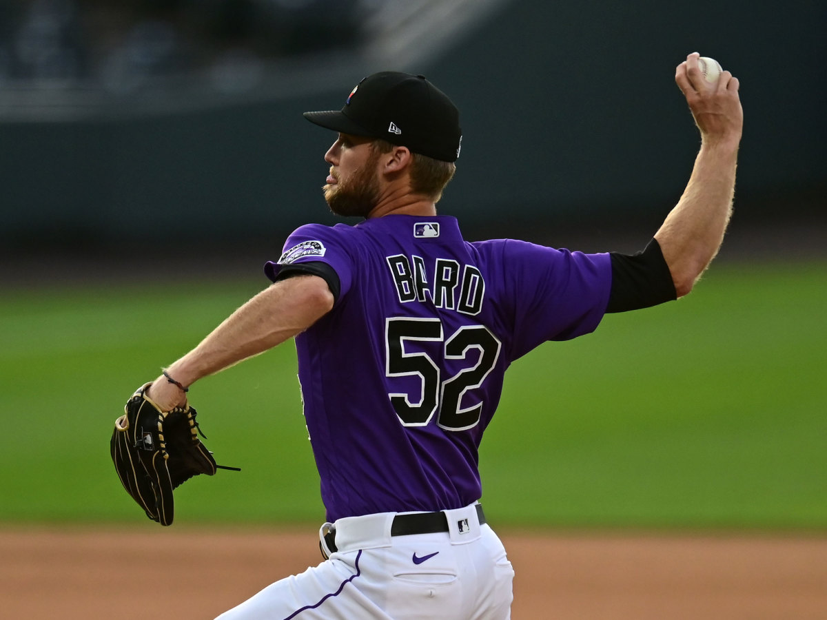 Daniel Bard pitching