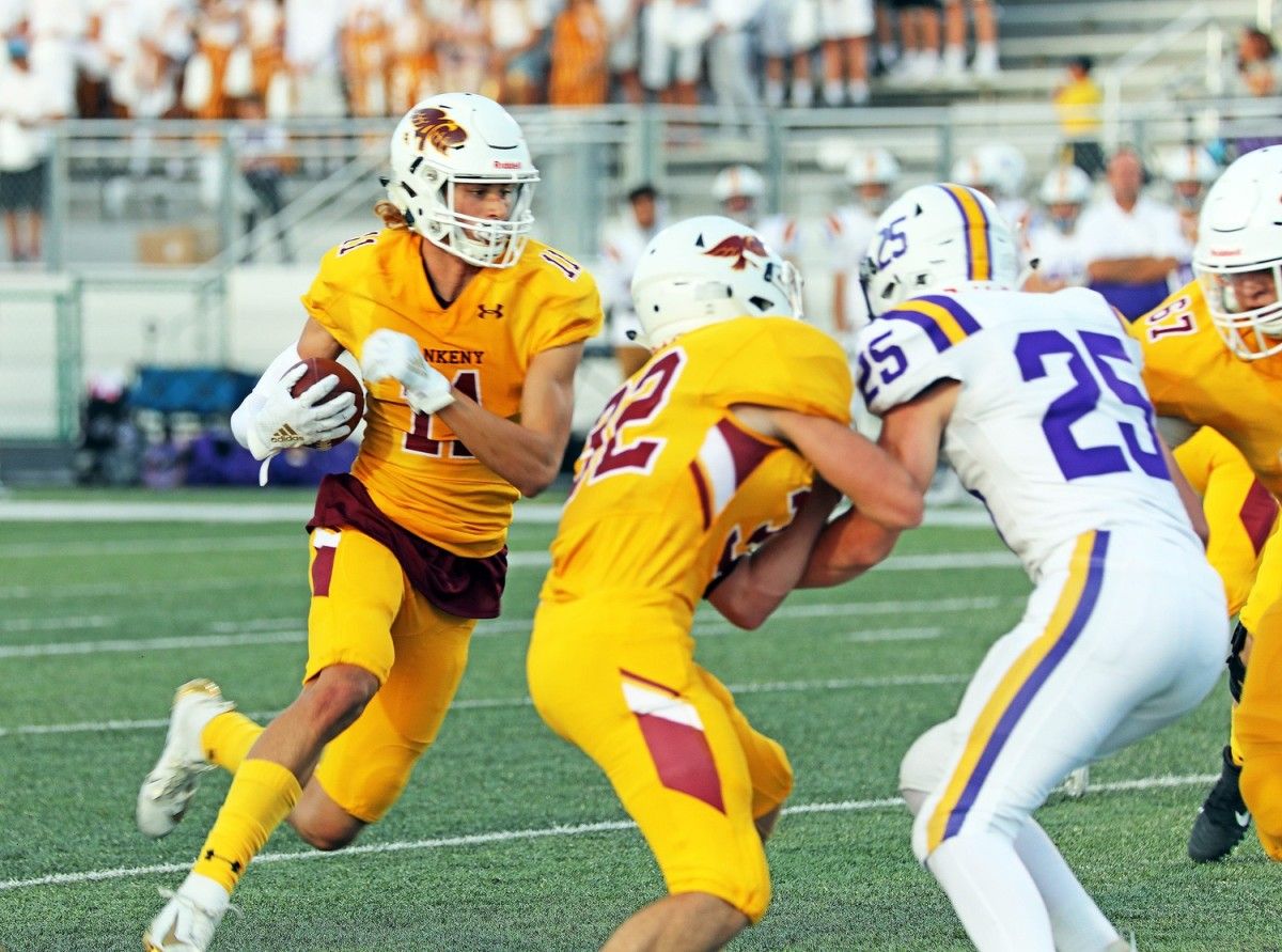 Ankeny's Brody Brecht (left), a commitment in Iowa's 2021 recruiting class, will get a chance to play his senior season under the IHSAA's revised scheduling plan announced Friday. (Lee Navin/Des Moines Register-Imagn Content Services)