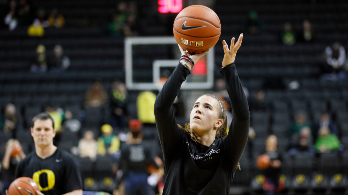 Sabrina Ionescu Is Already Lighting Up the WNBA - Sports Illustrated