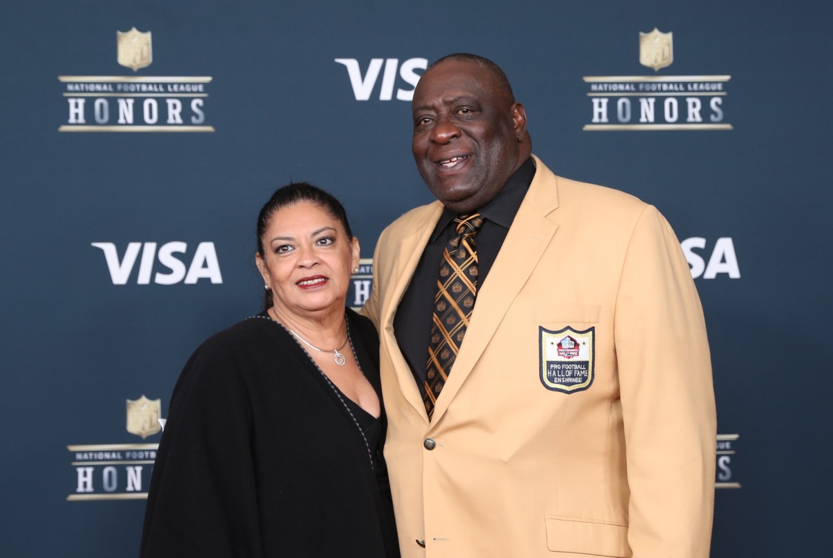 NFL hall of famer Larry Little arrives on the red carpet prior to the 6th Annual NFL Honors at Wortham Theater. 