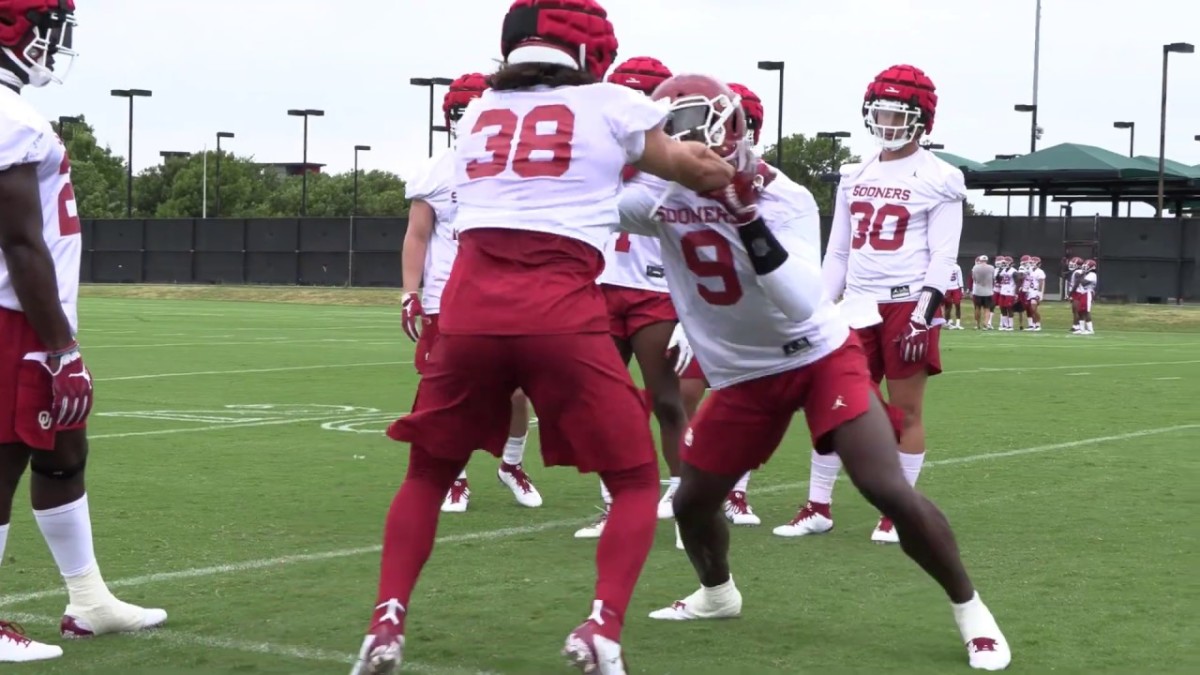 The Sooners became the first school in the Big 12 to have a football practice since several schools worked out on Tursday, March 12 before activity was shut down. 