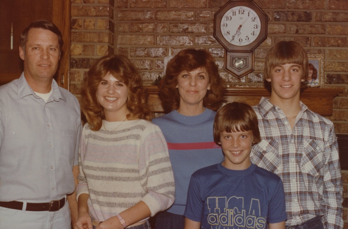 From the left, Ray, Kari, Judy, Cale, and Mike GUndy at home in Midwest City, Oklahoma. 