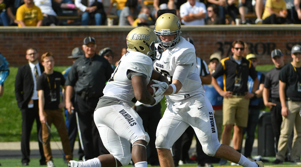 Idaho football players don't want to play in fall amid COVID-19 concerns - Sports Illustrated Idaho football players don't want to play in fall amid COVID-19 concerns - Sports Illustrated