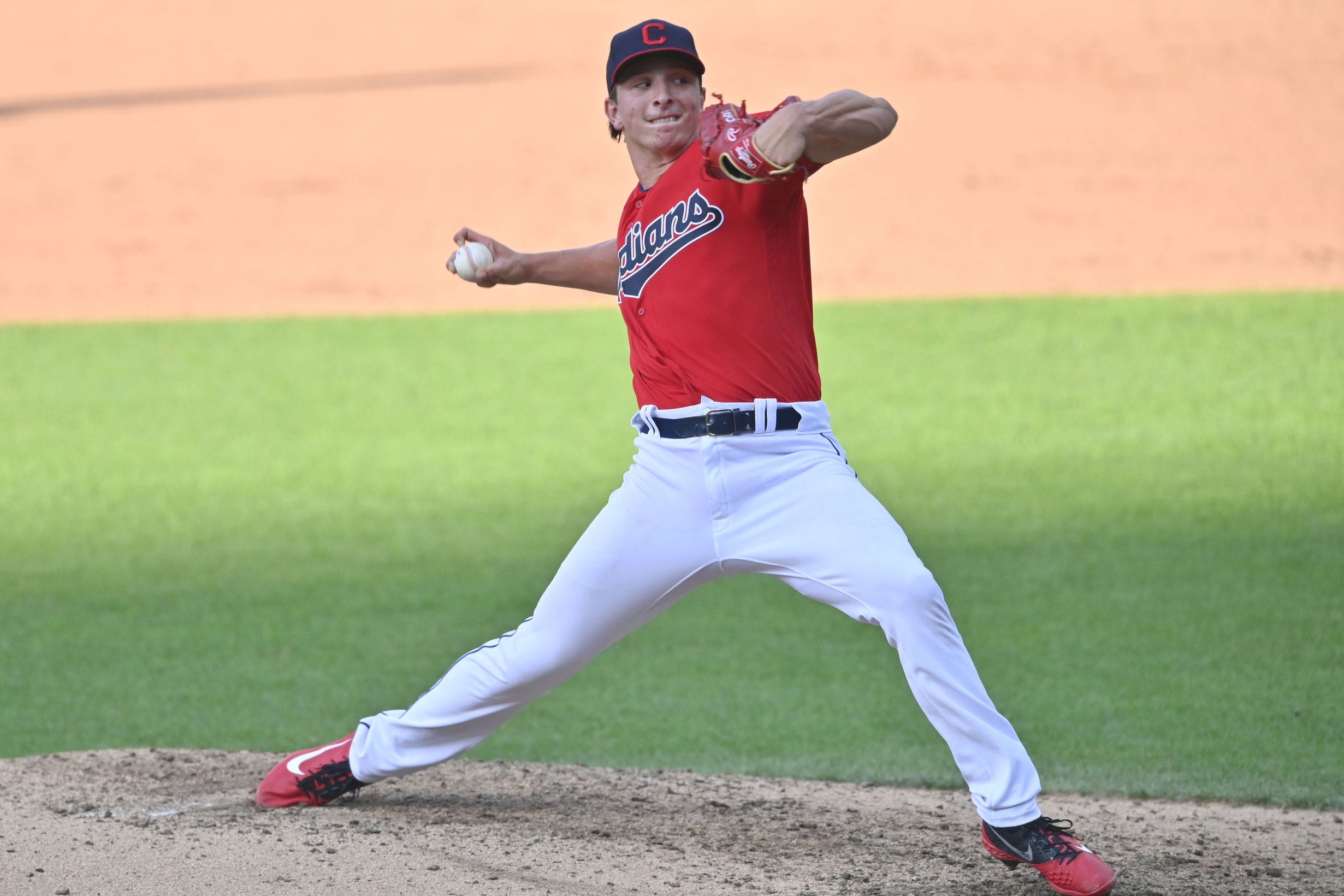 From One "Wild Thing" to Another, Sheen Sends Message to Indians