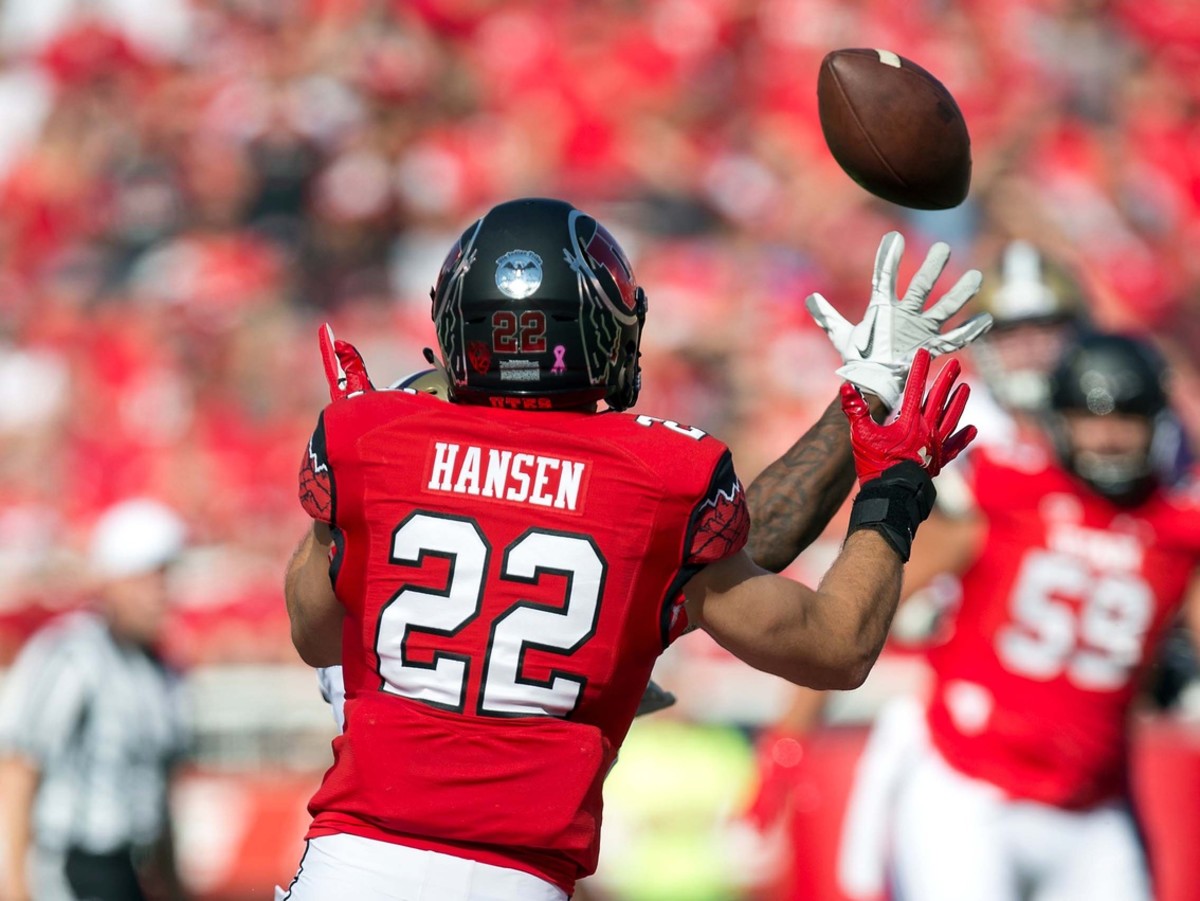 Oct 29, 2016; Salt Lake City, UT, USA; Utah Utes defensive back Chase Hansen (22) breaks up a pass intended for Washington Huskies wide receiver Chico McClatcher (6) during the first quarter at Rice-Eccles Stadium. Mandatory Credit: Russ Isabella-USA TODAY