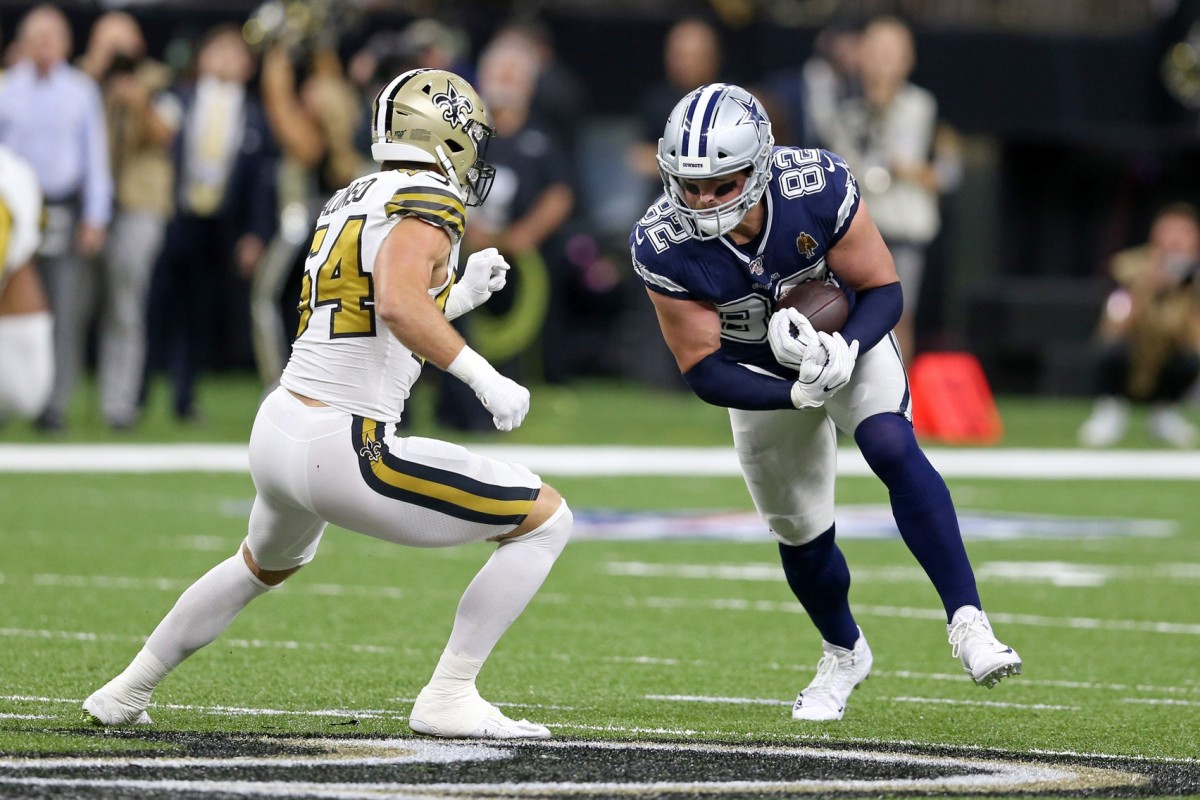 Sep 29, 2019; New Orleans, LA, USA; Dallas Cowboys tight end Jason Witten (82) is defended by New Orleans Saints outside linebacker Kiko Alonso (54) in the first quarter at the Mercedes-Benz Superdome. Mandatory Credit: Chuck Cook-USA TODAY Sports