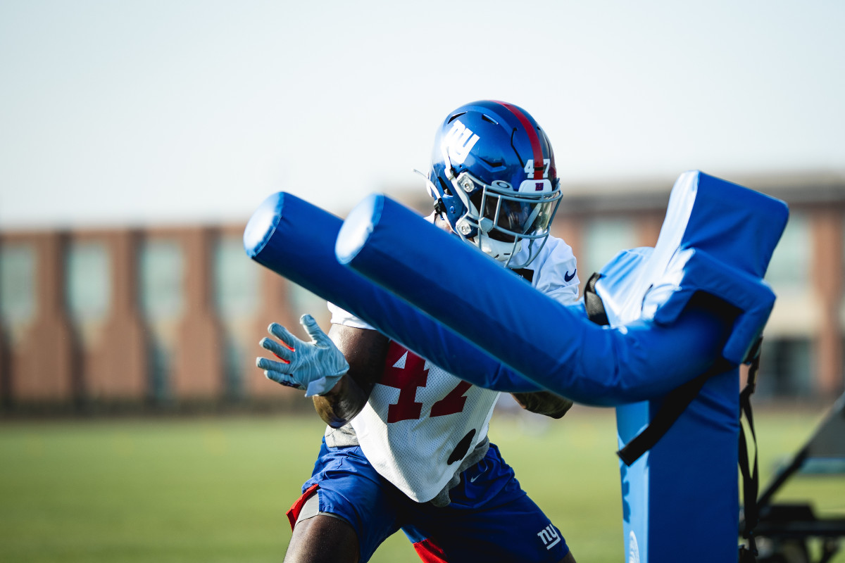 New York Giants 2022 Training Camp Roster Preview LB Cam Brown