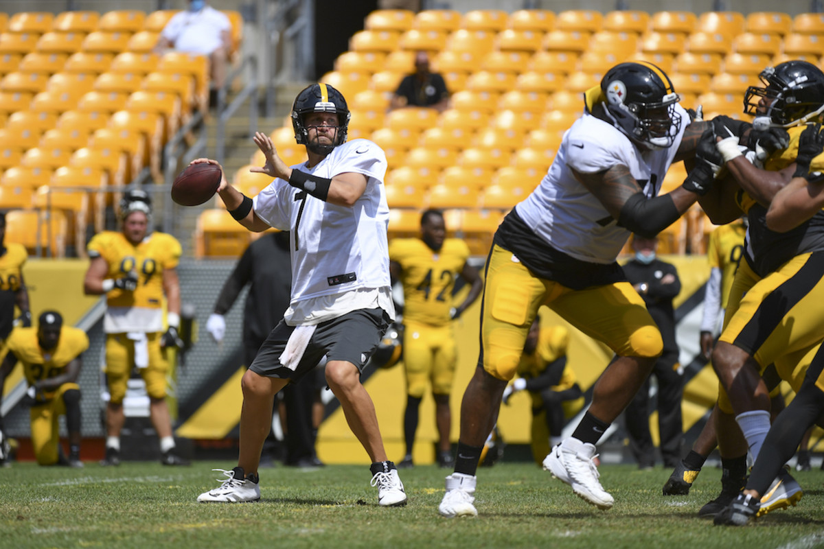 Big Ben Impressing Early at Steelers Training Camp Sports Illustrated