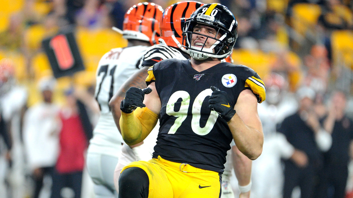 TJ Watt celebrates a sack