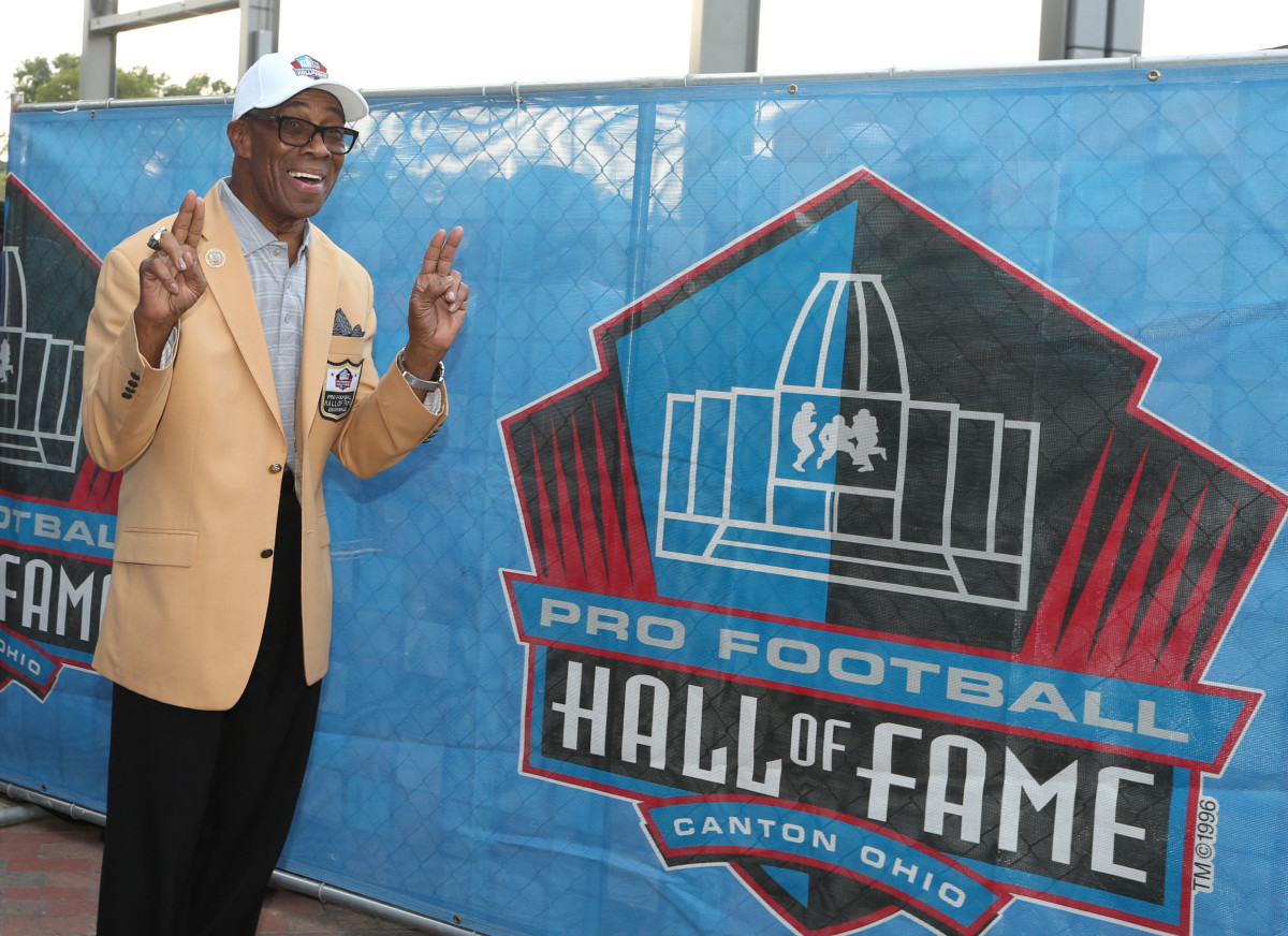 Lions Hall of Famer Lem Barney arrives at the 2017 Pro Football Hall of Fame enshrinement ceremonies at Tom Benson Hall of Fame Stadium in Canton, Ohio.